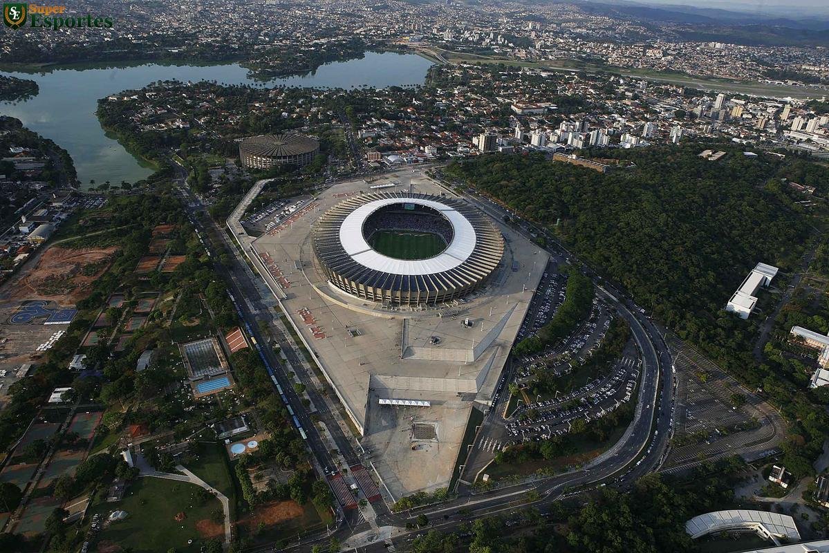 Em 2013, obras de modernizao concludas e estdio pronto para a Copa das Confederaes e, posteriormente, para a Copa do Mundo de 2014