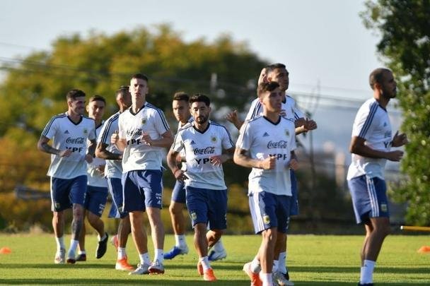 Na Toca II, Seleo Argentina fechou preparao para duelo com o Brasil