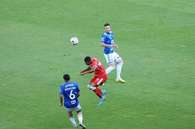 Fotos do jogo entre Cruzeiro e CRB, no Mineiro, em Belo Horizonte, pela 11 rodada da Srie B do Brasileiro