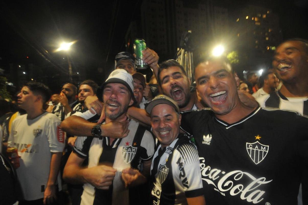 Festa da torcida pelo bicampeonato brasileiro do Atltico na sede do clube, no bairro de Lourdes, em BH