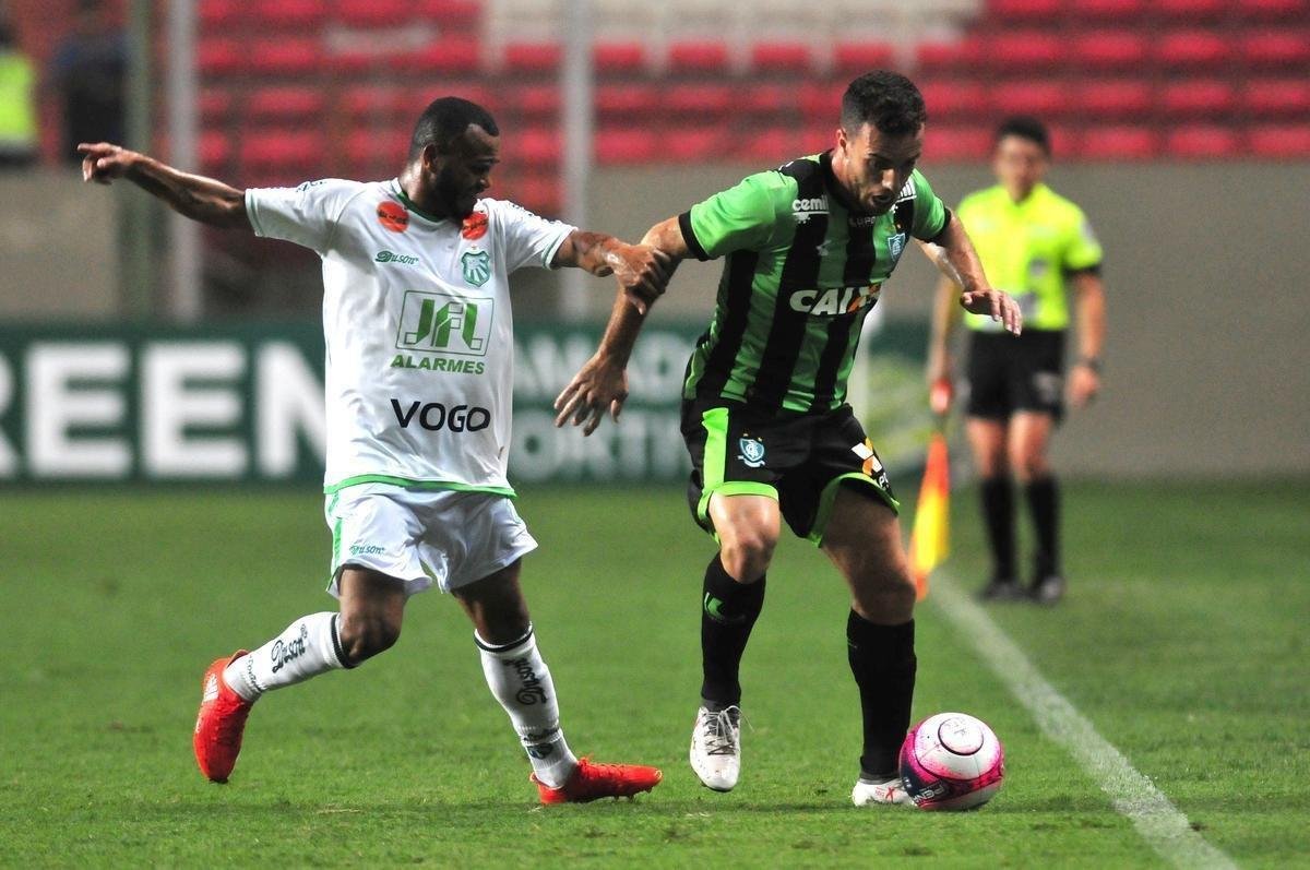 Fotos de Amrica x Caldense, no Independncia, pela 10 rodada do Campeonato Mineiro (Ramon Lisboa/EM D.A Press)