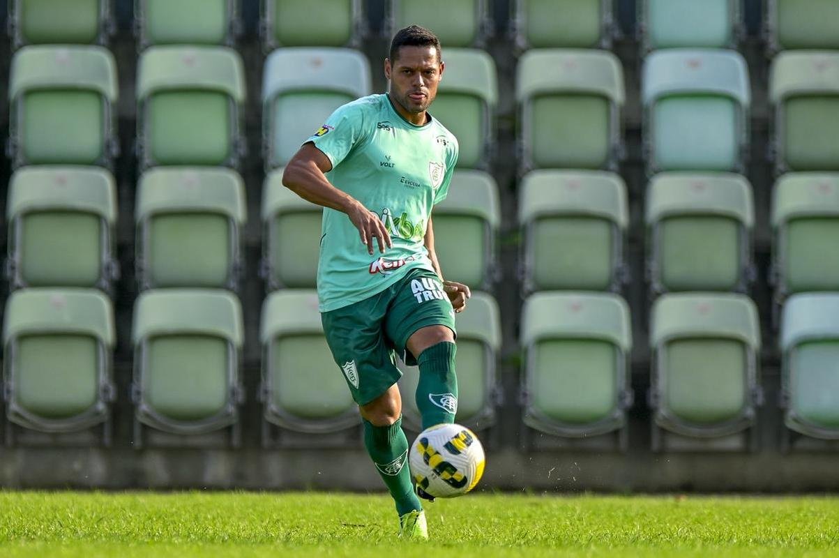 Em preparao para enfrentar o Corinthians no prximo domingo (18/9), o Amrica treinou nesta tera-feira (13/9)