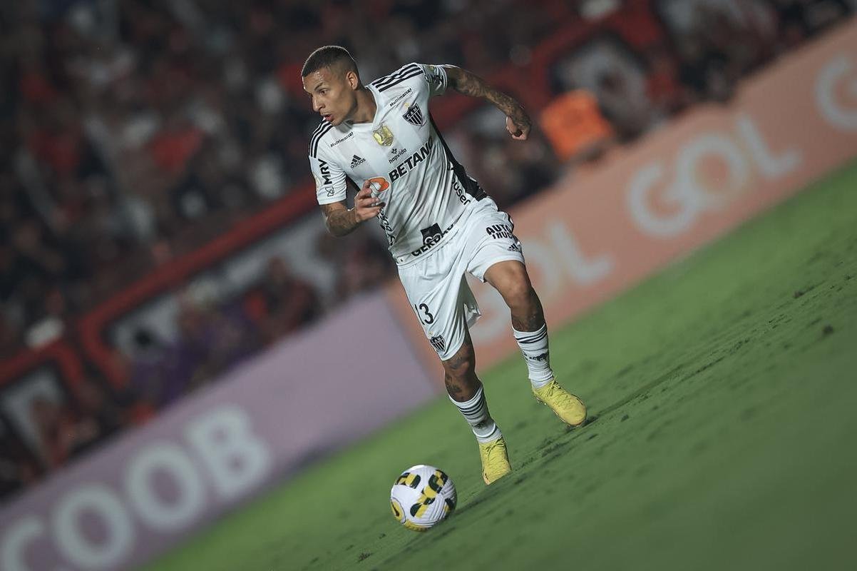 Atltico-GO x Atltico: veja fotos do jogo pelo Brasileiro
