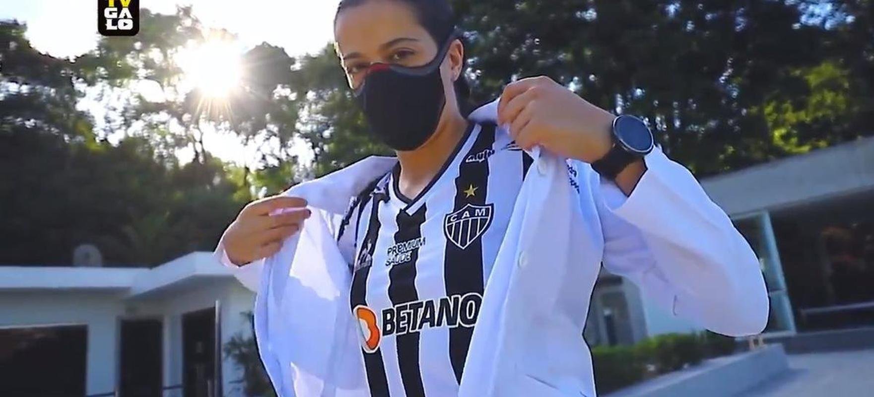 Com homenagem aos profissionais de sade do clube, Atltico divulga a nova camisa para a temporada 2021