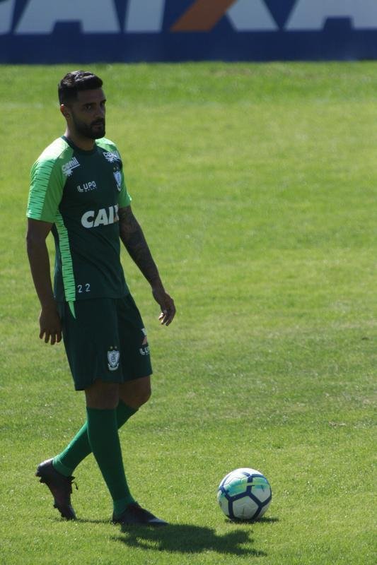 Adilson comandou o primeiro treino no Amrica nesta quarta-feira