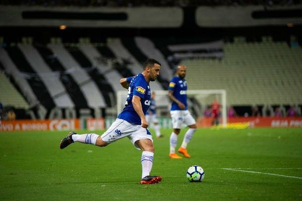 Cruzeiro enfrentou o Ceará, neste domingo, em Fortaleza