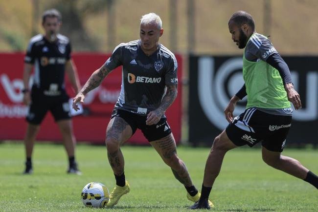 Imagens do treino do Atltico (8/9)