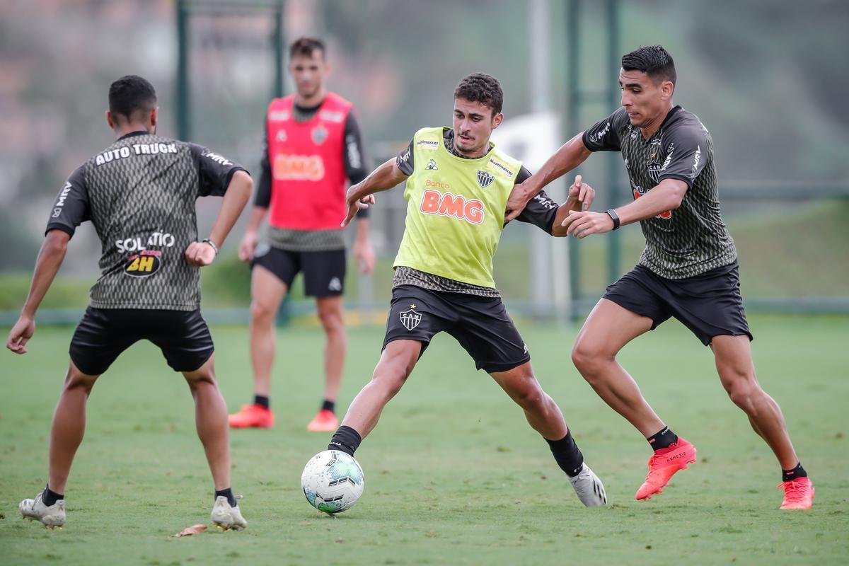 Fotos do treino do Atltico nesta quinta-feira