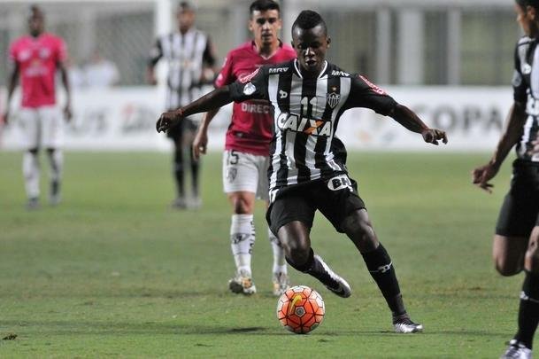 Atltico marcou gol sobre o Del Valle logo aos trs minutos, com Pratto, e explodiu Independncia