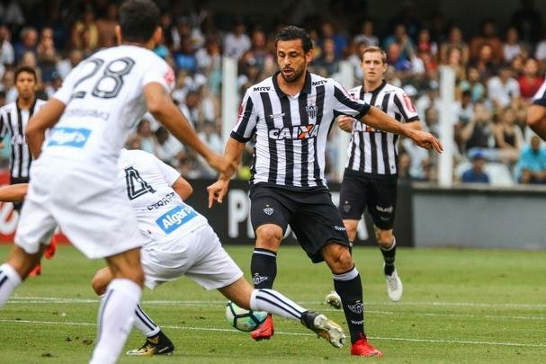 O Santos venceu o Atlético por 3 a 1 neste sábado, em jogo da 32ª rodada do Campeonato Brasileiro