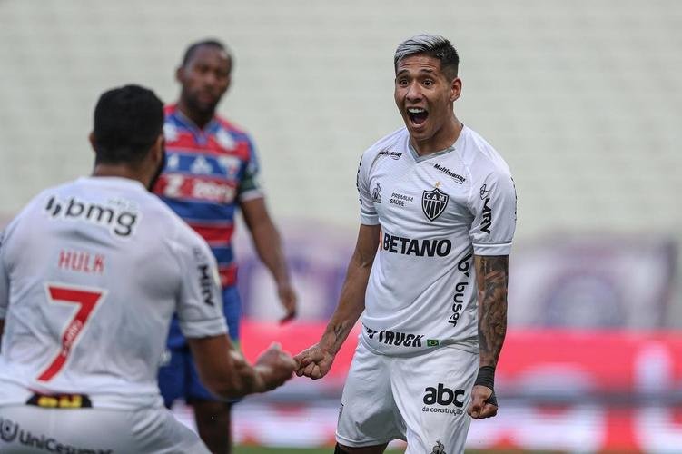 Fotos do jogo entre Fortaleza e Atlético, pela 20ª rodada da Série A, no Castelão