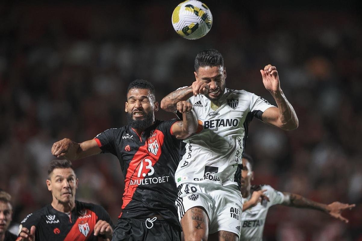 Atltico-GO x Atltico: veja fotos do jogo pelo Brasileiro