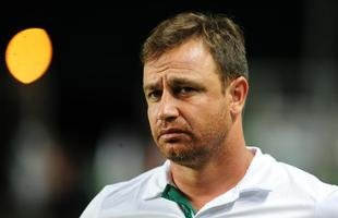 Felipe Concei��o deixou o Am�rica em janeiro de 2020 para acertar com o Red Bull Bragantino. O in�cio foi promissor, com o t�tulo do Trof�u do Interior do Campeonato Paulista. Em agosto, foi demitido pelo Bragantino ap�s goleada do Fortaleza por 3 a 0. Ap�s dirigir o Guarani, acertou com o Cruzeiro para a pr�xima temporada.