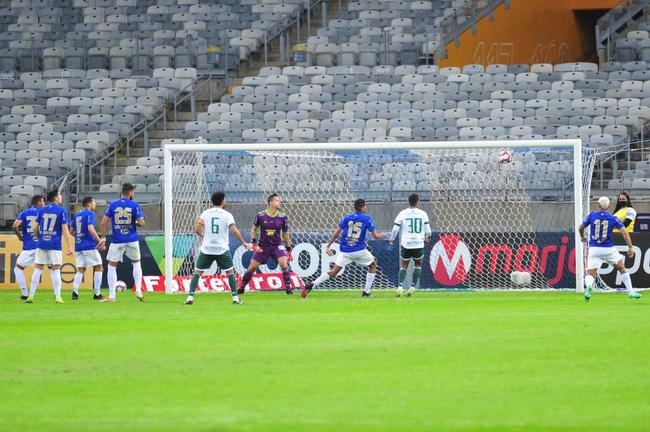 Fotos do jogo entre Cruzeiro e Guarani, no Mineiro, em Belo Horizonte, pela oitava rodada da Srie B do Campeonato Brasileiro de 2021
