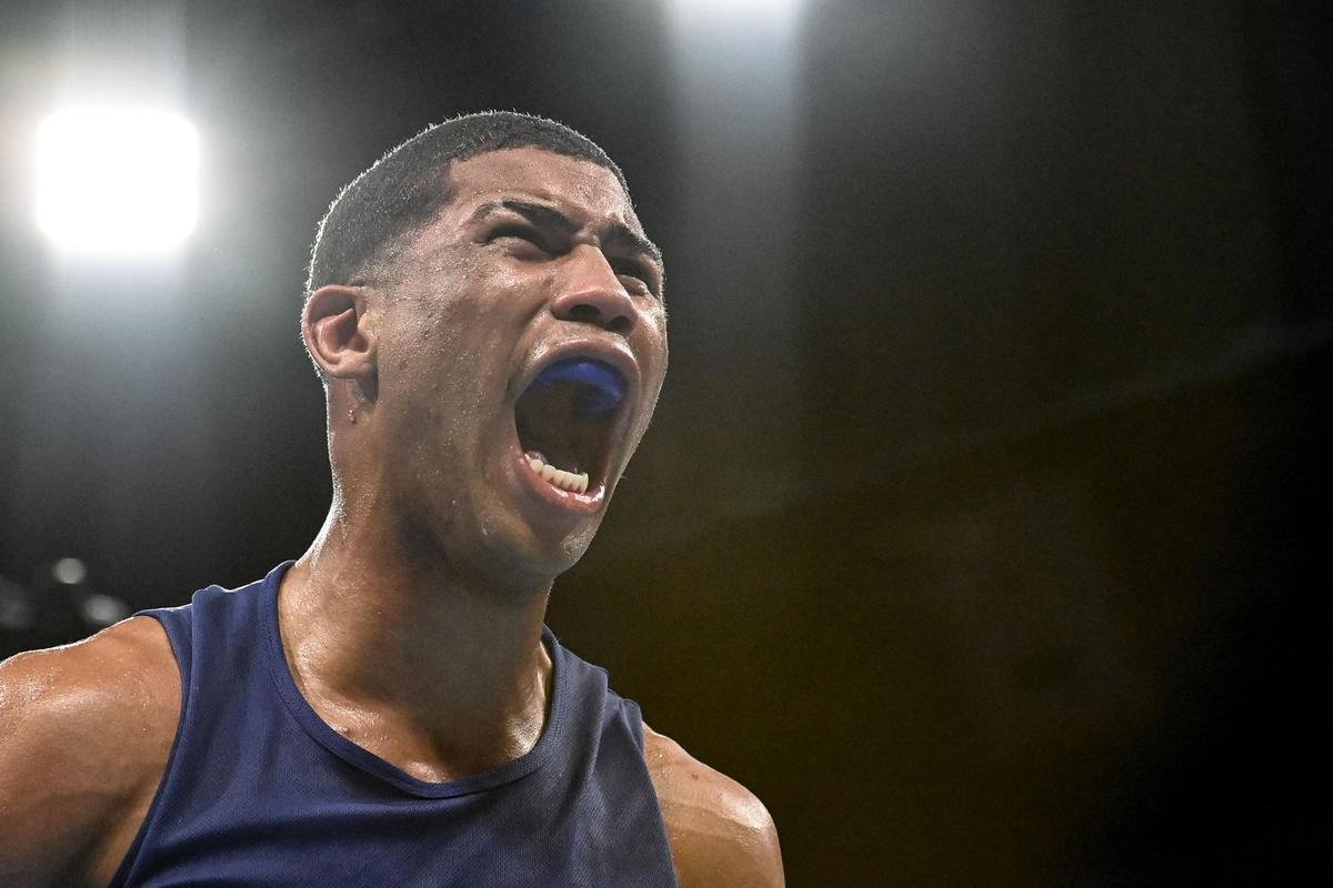 Hebert Conceio consegui a vitria histrica aps nocaute no ltimo assalto