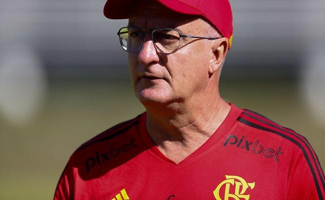 Tcnico Dorival Jnior tem desfalques importantes no Flamengo para o jogo contra o Atltico