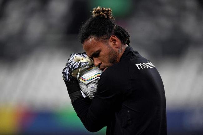 Brasil e Peru se enfrentaram no Estdio Nilton Santos, pelas semifinais da Copa Amrica 