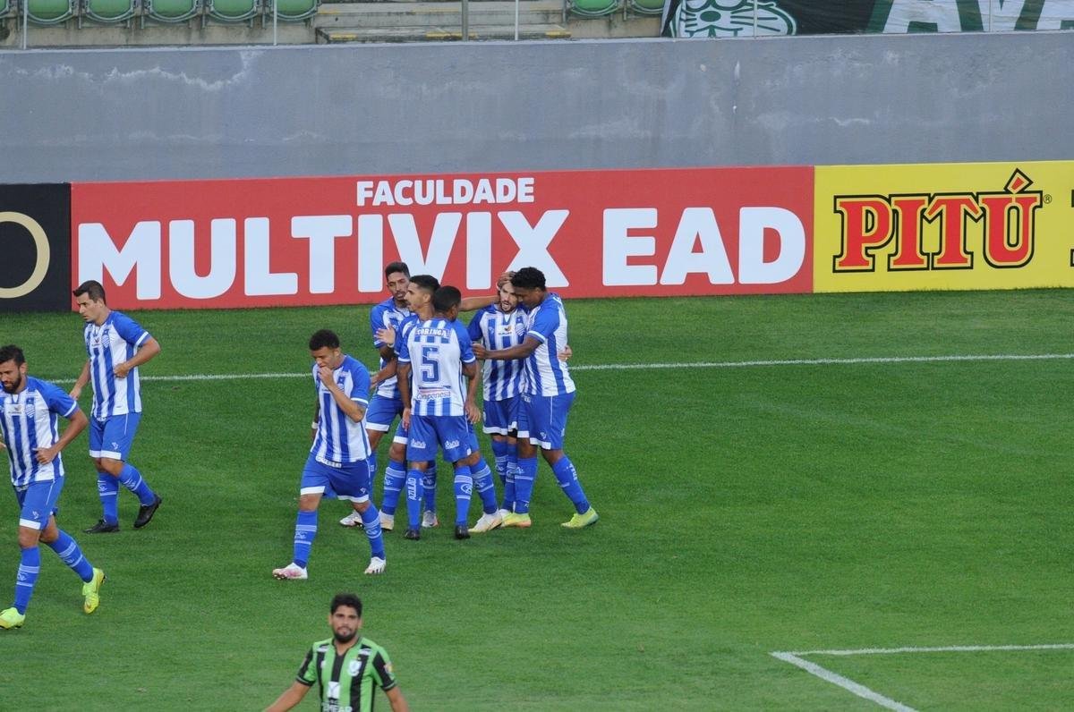 No segundo tempo, o CSA empatou com gol de cabea de Rodrigo Pimpo. Mas, logo depois, Amrica voltou  frente do placar, com gol do zagueiro Messias
