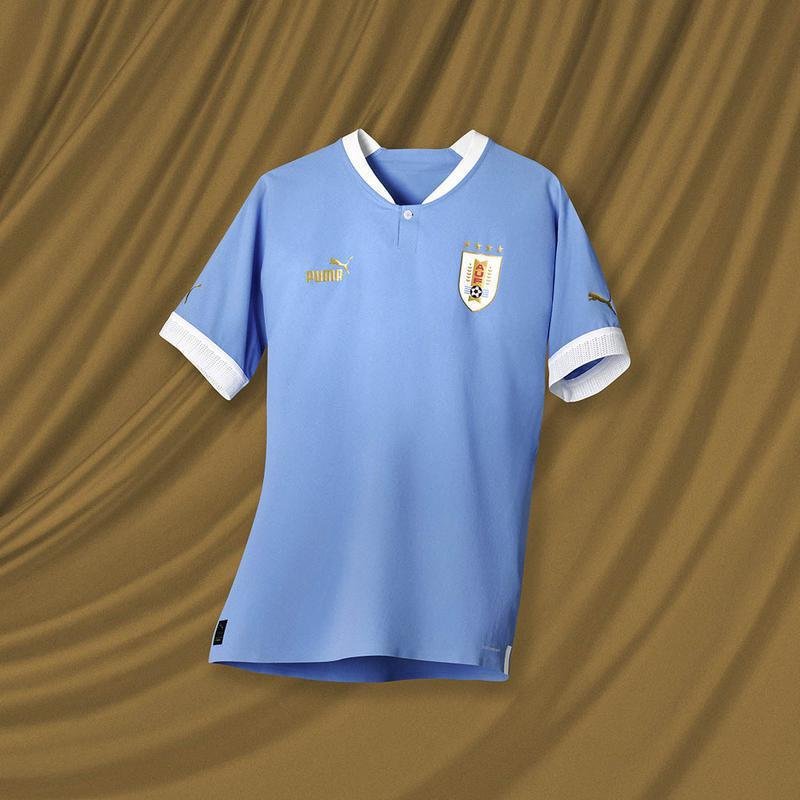 A tradicional camisa I celeste do Uruguai para a Copa do Mundo do Catar foi produzida pela Puma