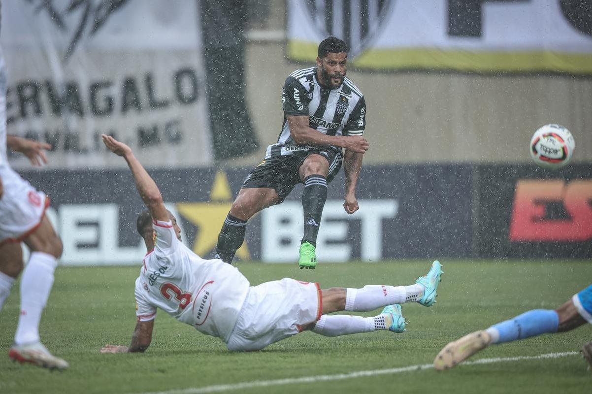 Tombense x Atltico: fotos do jogo pelo Campeonato Mineiro