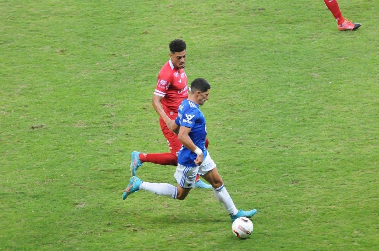 Fotos do jogo entre Cruzeiro e Vila Nova, no Mineiro, pela 15 rodada da Srie B
