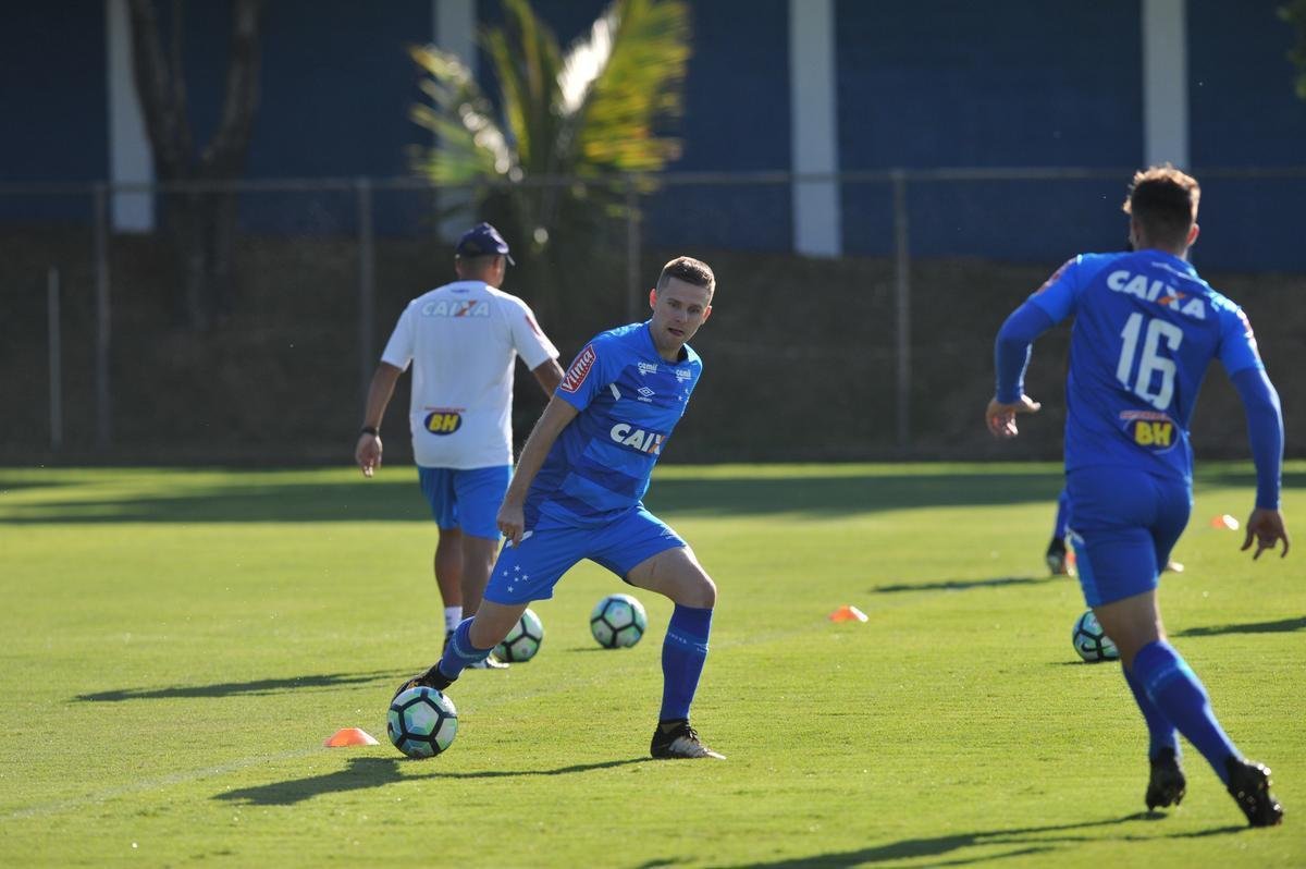 Imagens do treino do Cruzeiro na ltima atividade em Belo Horizonte antes da viagem ao Rio de Janeiro, para a final da Copa do Brasil contra o Flamengo, quinta-feira (7), no Maracan