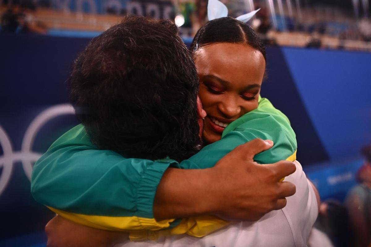 Rebeca Andrade conquistou a medalha de ouro no salto