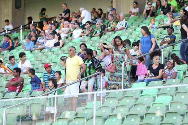 Fotos do jogo entre Amrica e Santa Cruz, no Independncia