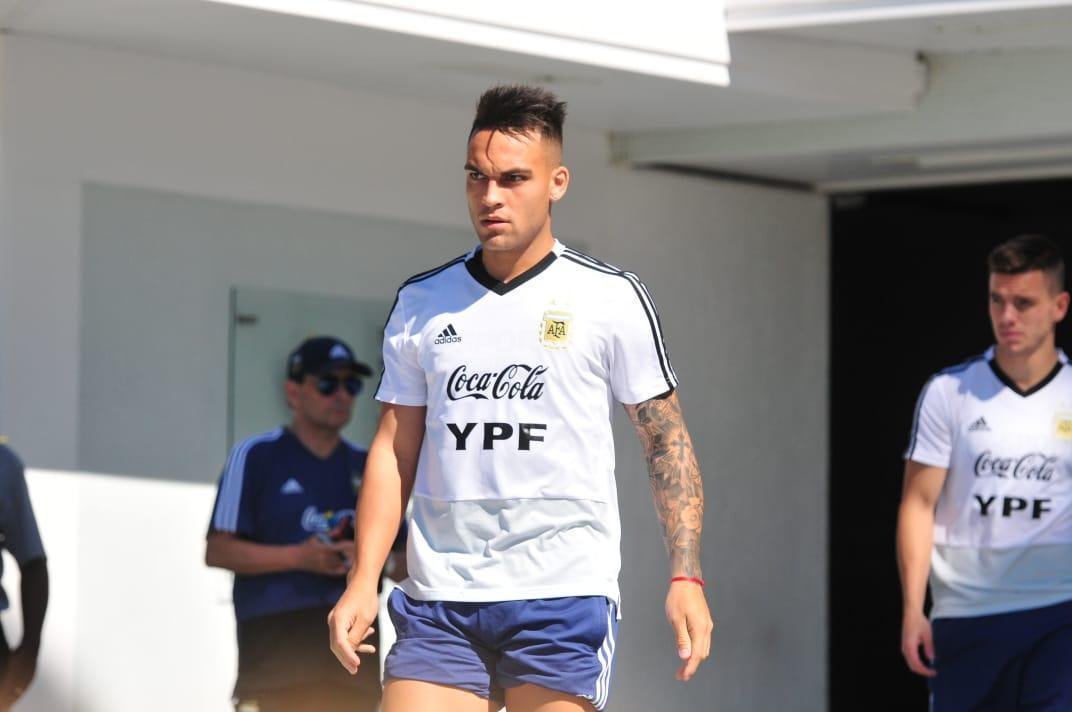 Imagens do treinamento da Argentina na Cidade do Galo