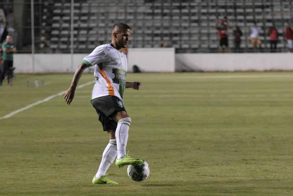 Flamengo e Amrica jogaram no Bezerro, no Distrito Federal, pela Primeira Liga