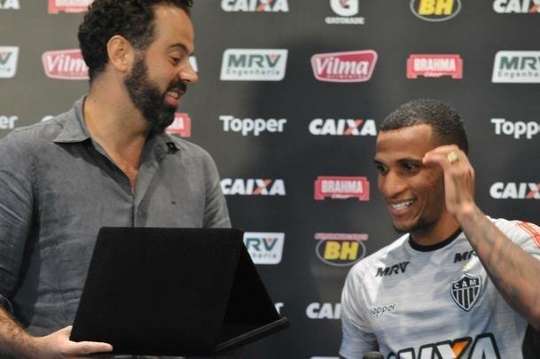 O elenco do Atltico treinou nesta quinta-feira de olho no jogo contra o Corinthians, neste domingo