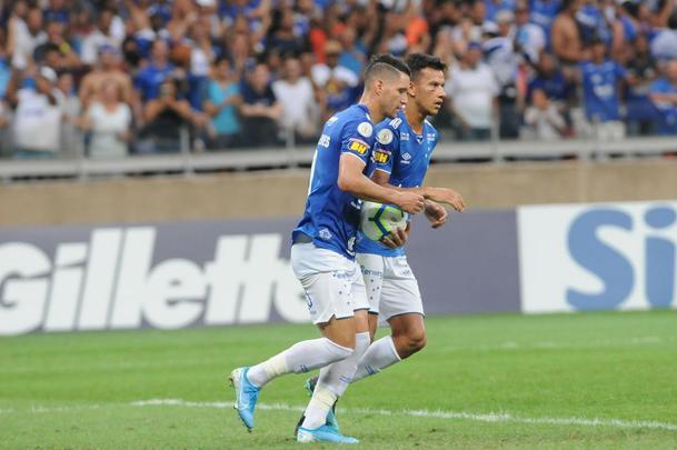 Cruzeiro e Flamengo se enfrentaram pela 20 rodada do Campeonato Brasileiro