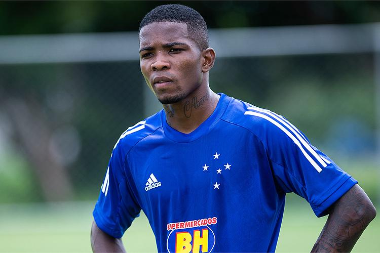 Cac justifica ausncia a treino do Cruzeiro e volta a negar ao na Justia: 'No se preocupem'