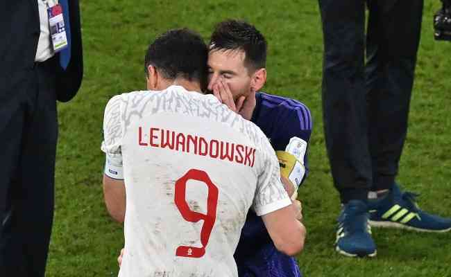 Lewandowski  e Messi se enfrentaram na terceira rodada da fase de grupos da Copa do Mundo