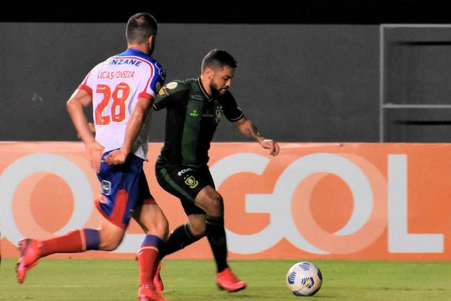 Fotos da vitria do Amrica sobre o Bahia, por 4 a 3, em Pituau, em Salvador, pela oitava rodada do Campeonato Brasileiro de 2021