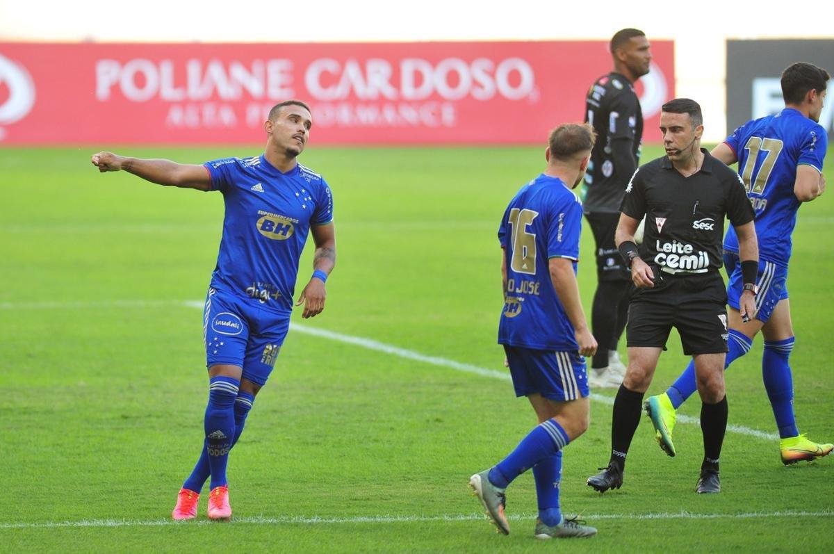 Cruzeiro x Patrocinense: veja fotos da partida pelo Mineiro