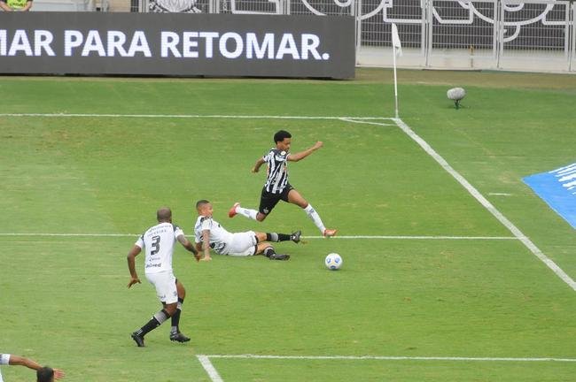 Fotos do jogo entre Atltico e Cear, no Mineiro, pela 25 rodada da Srie A do Campeonato Brasileiro