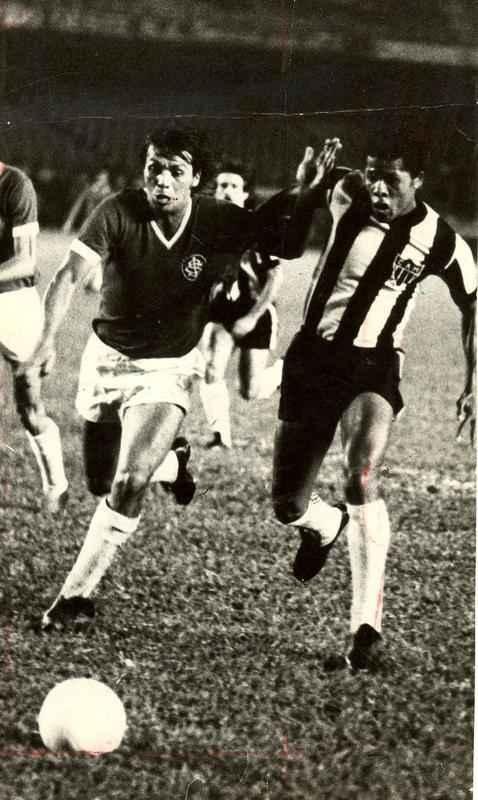 Em 1971, Atltico derrotou Internacional por 3 a 1, no Mineiro, pela fase de classificao do Brasileiro