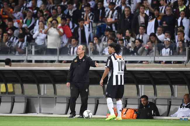 Prestes a enfrentar Ronaldinho, Galo busca melhorar desempenho no  reencontro com ídolos - Superesportes