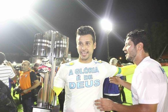 Festa dos jogadores do Cruzeiro no Barrado com a conquista do tricampeonato brasileiro