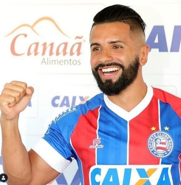 Corinthians empresta Guilherme ao Bahia para quitar compra de Juninho Capixaba. Meia-atacante estava emprestado ao Athletico Paranaense desde 2017