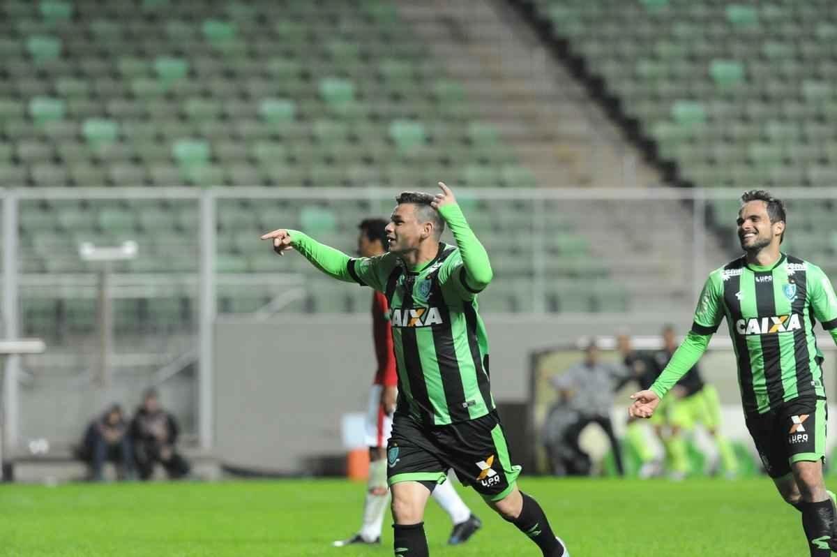 Amrica e Boa Esporte se enfrentaram no Independncia, pela 13 rodada da Srie B do Campeonato Brasileiro