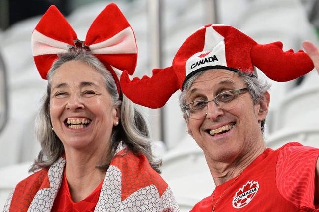 Torcedores de Marrocos e Canad na partida pelo Grupo F da Copa do Mundo 