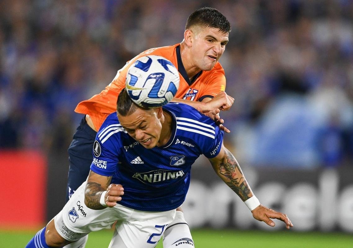 Millonarios-COL venceu Universidad Catlica-EQU por 2 a 1 e ser adversrio do Atltico na terceira fase da Libertadores