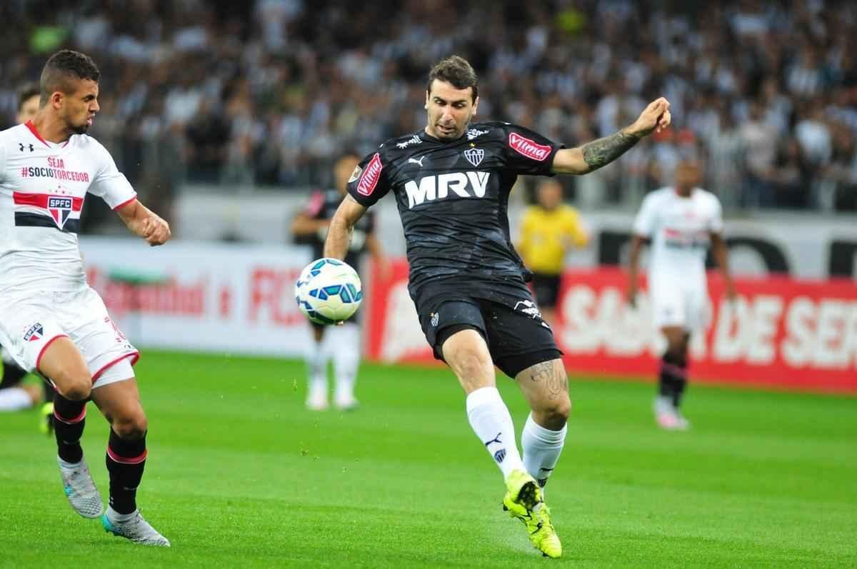 Em 2015, Atltico teve camisa toda preta produzida pela Puma