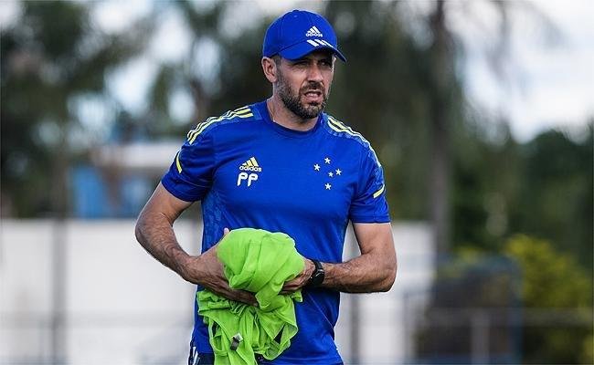 Paulo Pezzolano tenta a terceira vit�ria no Campeonato Mineiro