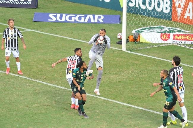 Fotos do jogo de ida da final do Campeonato Mineiro, entre Amrica e Atltico, no Independncia, em Belo Horizonte