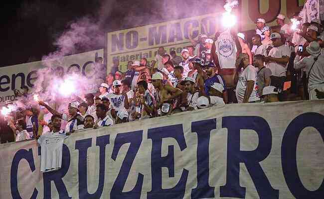 Cruzeiro fans after the victory over Novorizontino