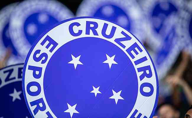 Organizada do Cruzeiro faz cobranças: 'Não somos vitrine de negócios' -  Superesportes