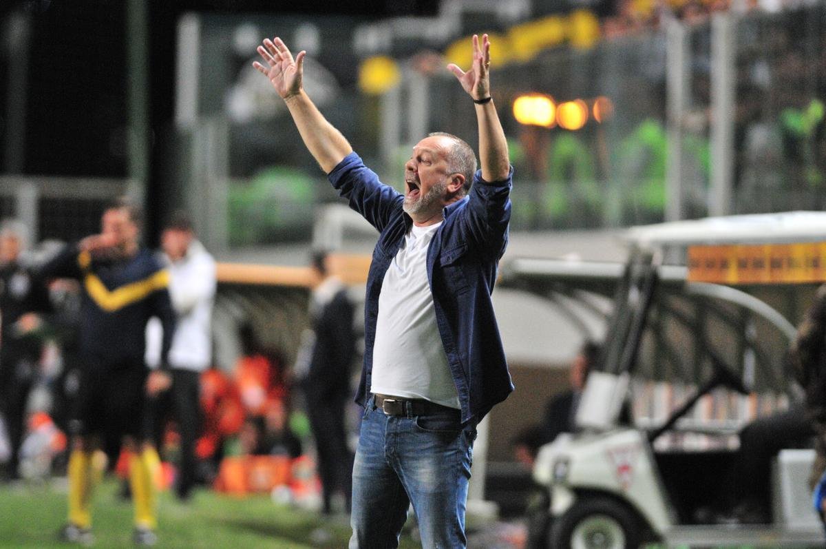 Atltico e Cruzeiro se enfrentaram pelas quartas de final da Copa do Brasil